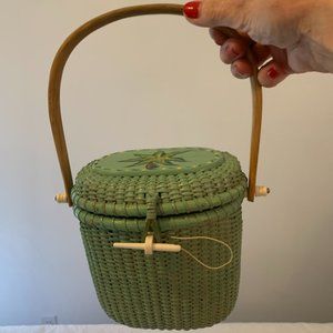 Nantucket style basket purse